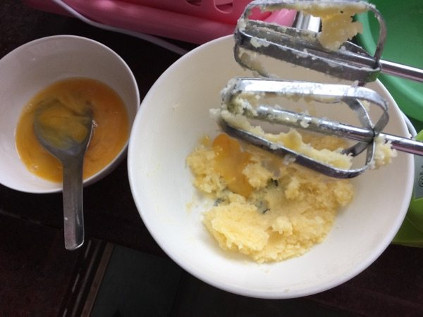 葡萄干菠萝吐司步骤7