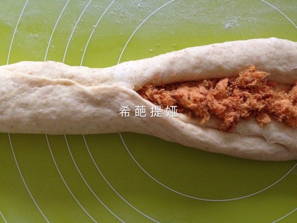 全麦肉松面包步骤5