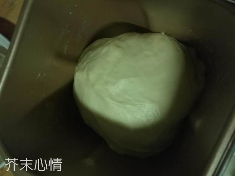 蛋皮肉松面包步骤2