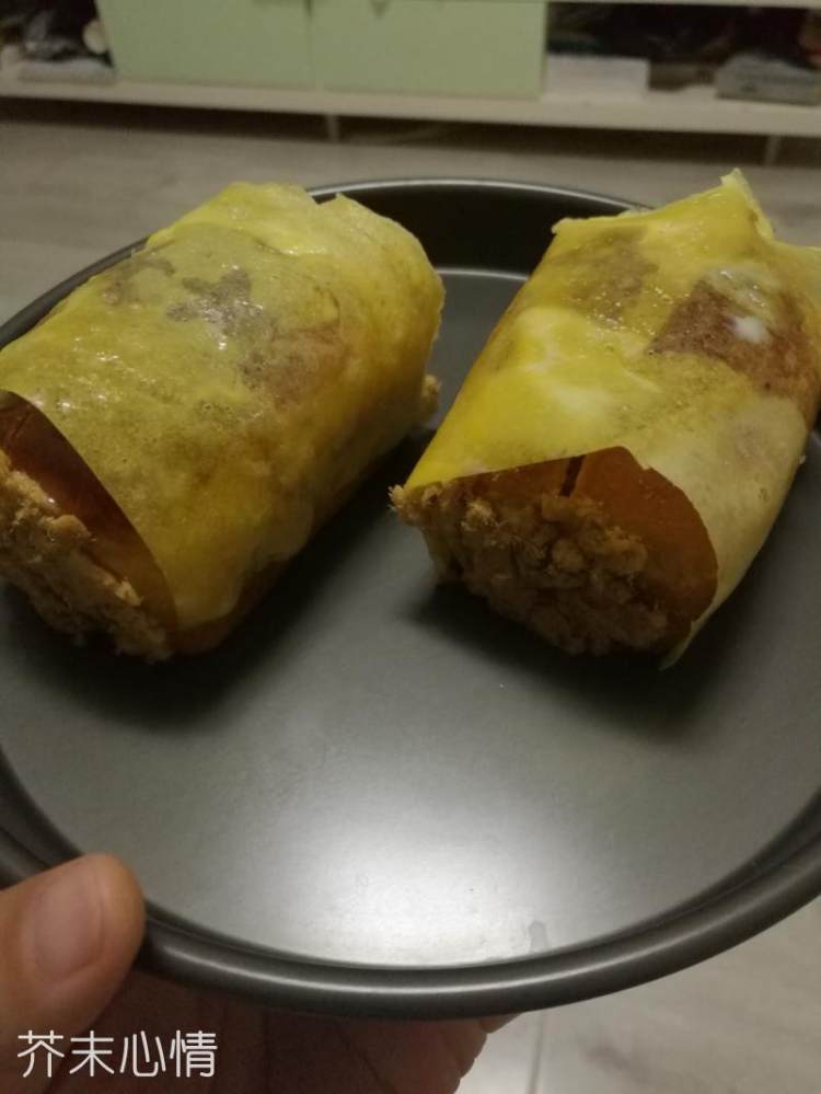 蛋皮肉松面包步骤12