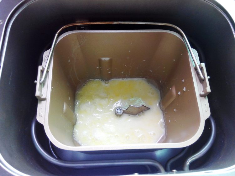 豆沙扭扭面包步骤2