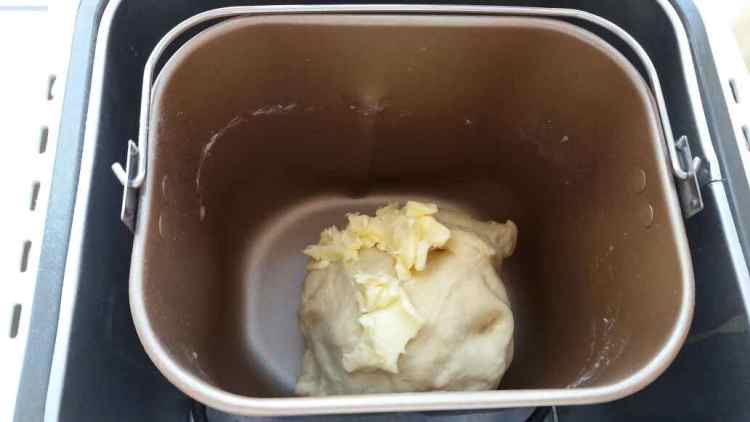 蔓越莓酥粒面包步骤3