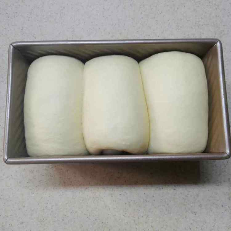 汤种卡仕达吐司步骤12