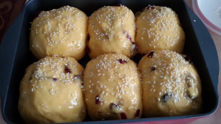 南瓜蔓越莓小餐包步骤7