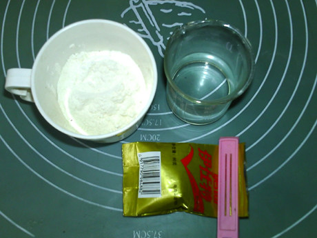 波兰酵头马斯卡彭奶酪步骤1