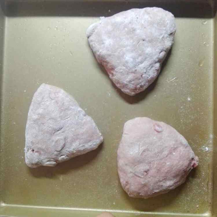 免揉蔓越莓紫薯欧包步骤7