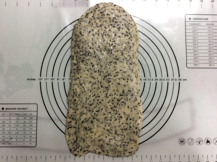黑芝麻吐司（面包机版步骤6