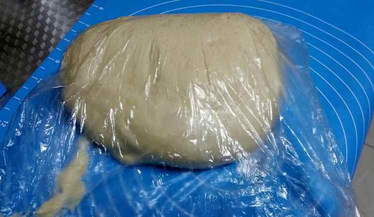 松软面包(冷藏发酵法)步骤2