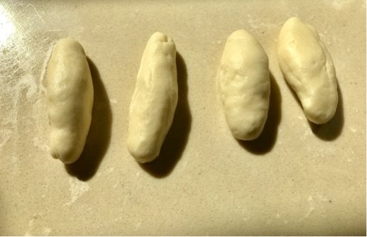 无蛋炼奶花球辫子面包步骤4