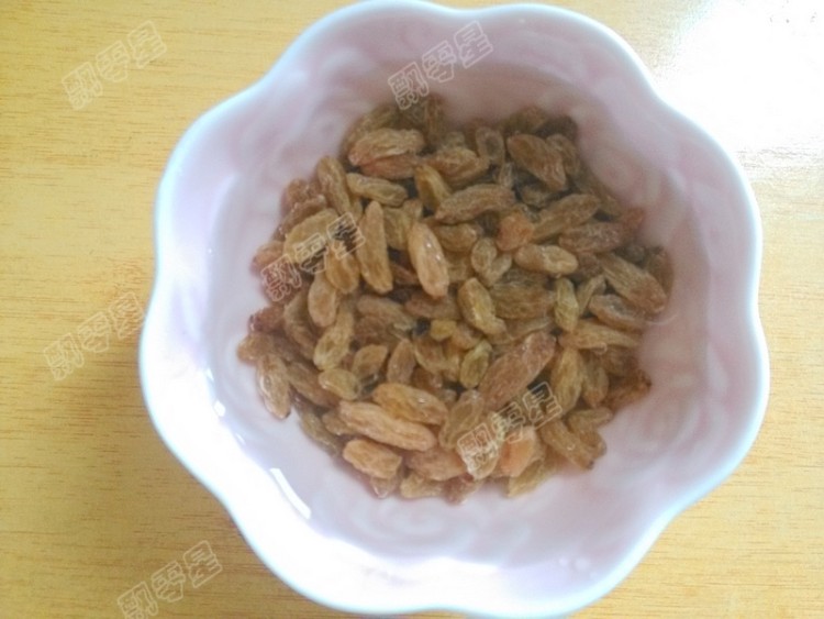 汤种酥粒葡萄干餐包步骤4