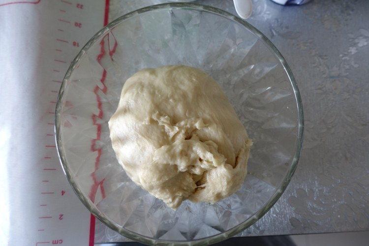 超软鲜奶面包卷步骤2