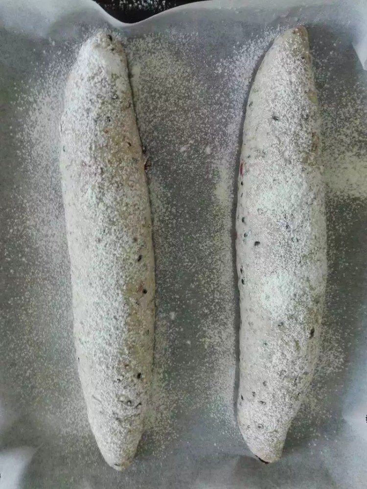 黑麦蔓越莓软欧包步骤4