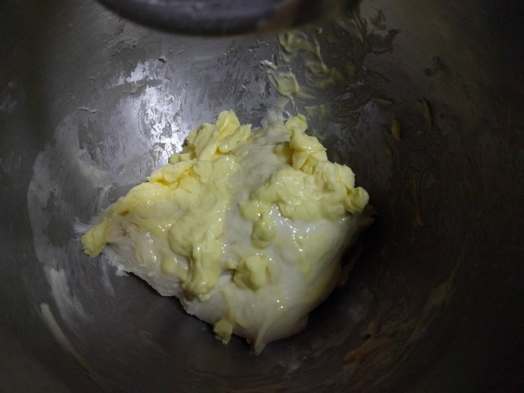 挤挤面包之双色小熊步骤2