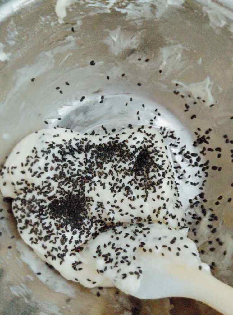 黑芝麻麻薯包步骤5