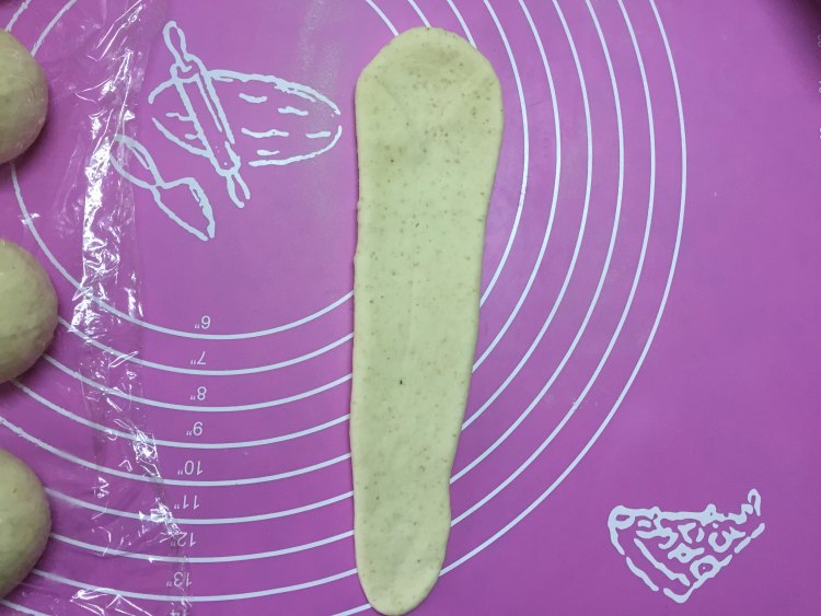 椰香蔓越莓卷步骤7