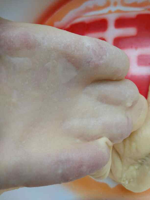 枣泥馅猫爪面包步骤2
