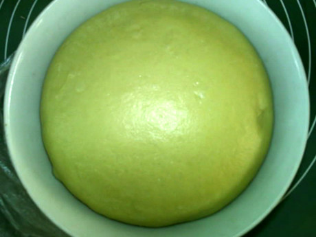 绿茶白巧奶酪包步骤6