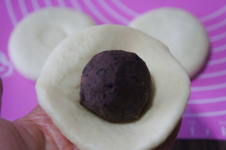 黑豆沙馅花式面包步骤5