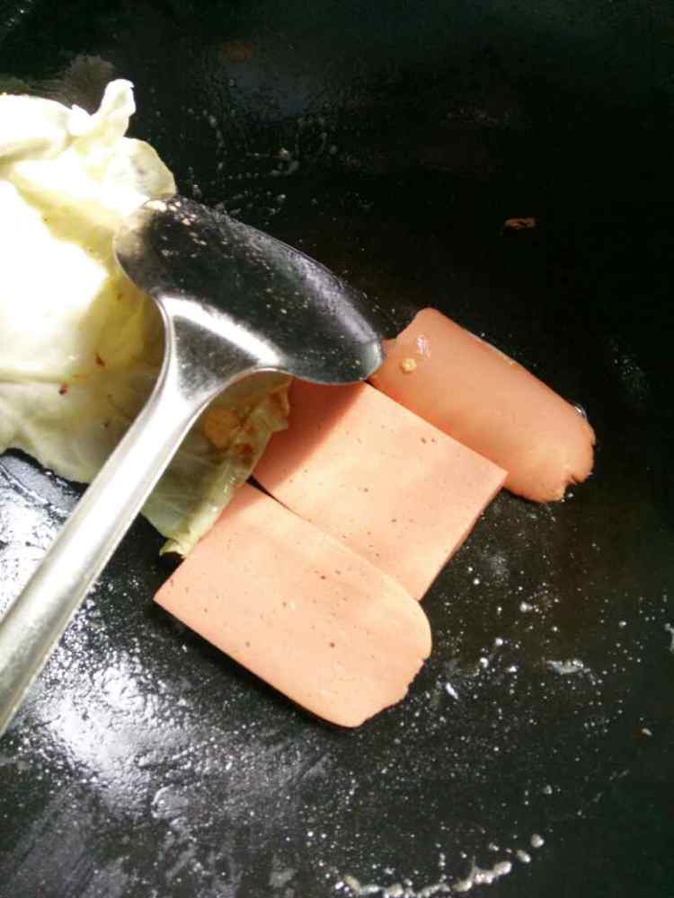 黄油煎三明冶步骤3