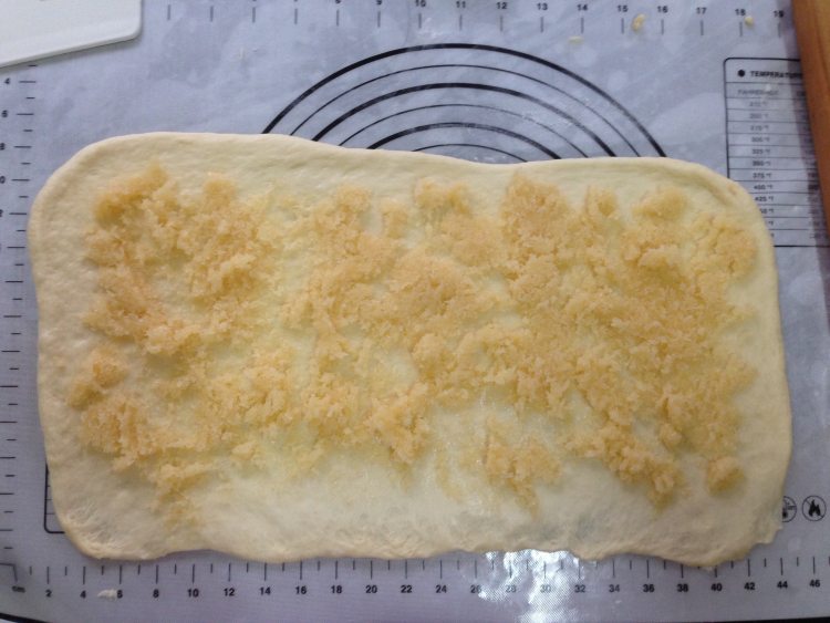 面包机版椰蓉面包步骤9
