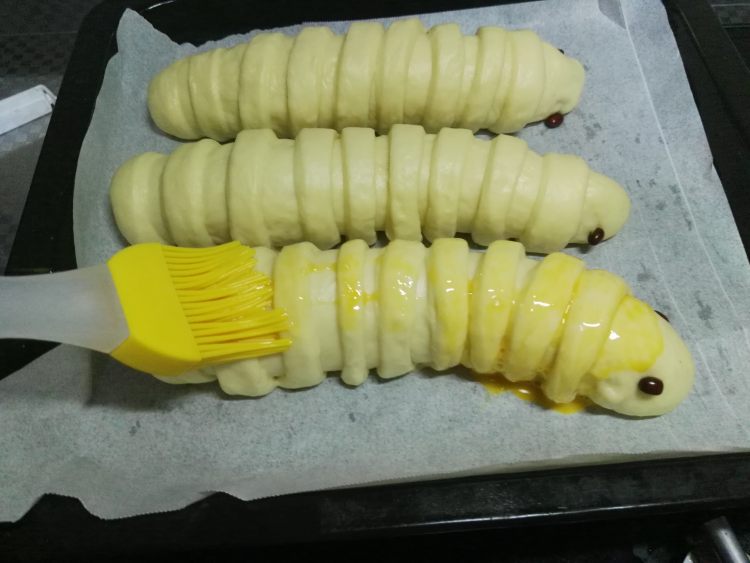 肉松毛毛虫面包步骤16