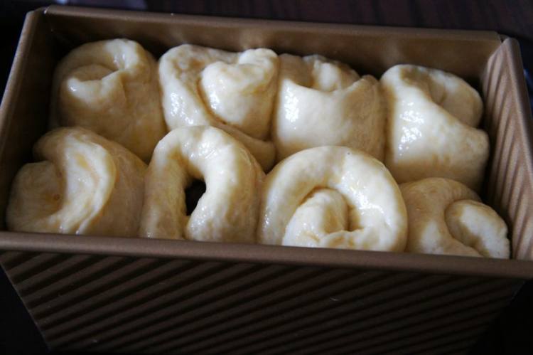 黑豆沙馅土司面包步骤7