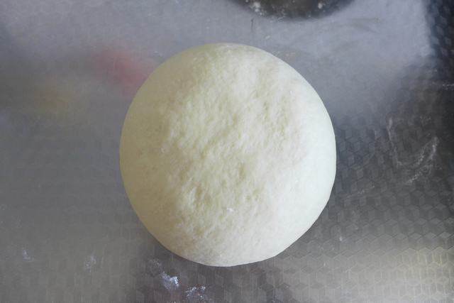 金枪鱼洋葱手撕包步骤13