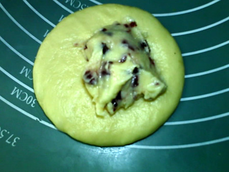 蔓越莓乳酪小餐包步骤15