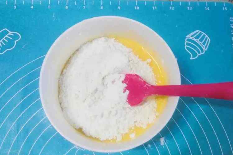小鱼糖霜饼干步骤2