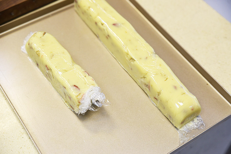 核桃草莓西饼—饼干类步骤6