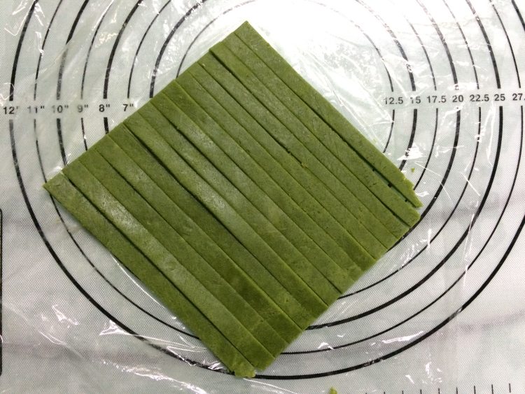 抹茶相色饼干步骤10
