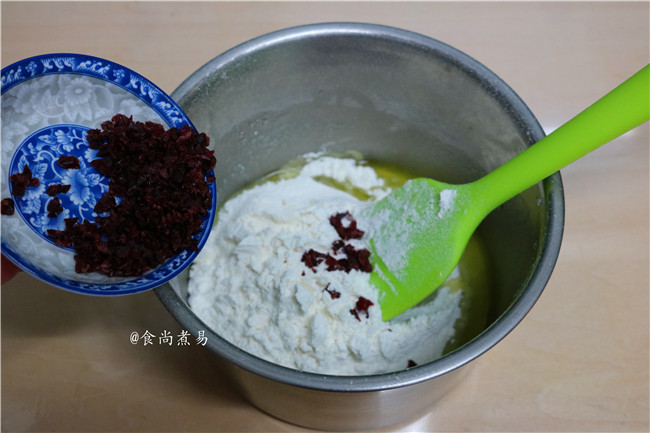 蔓越莓花朵饼干步骤6