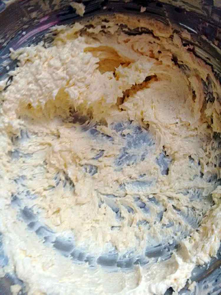 葡萄干奶酥饼干步骤1