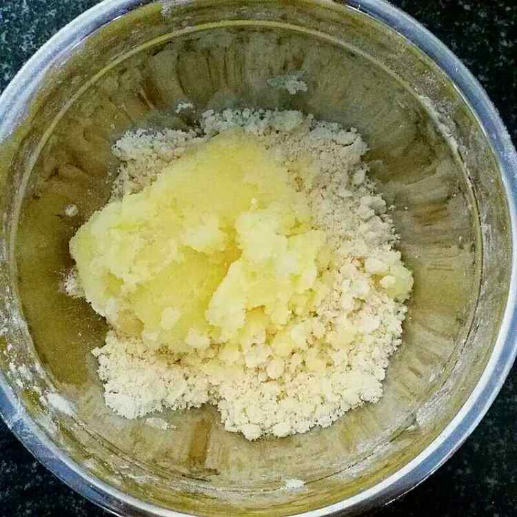咸味土豆饼干步骤5