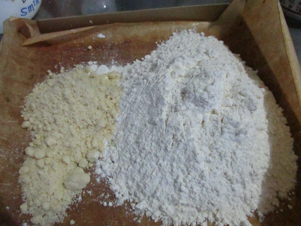 花生酱肉松夹心饼干步骤1