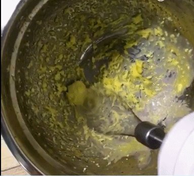 蛋黄芝麻小饼步骤2