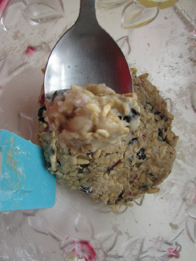 玫瑰燕麦松子饼干步骤9