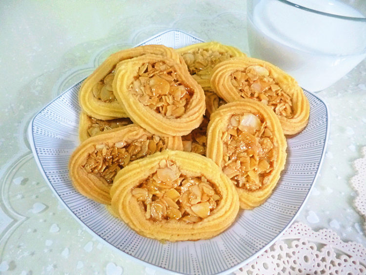 杏仁盾牌饼干步骤15