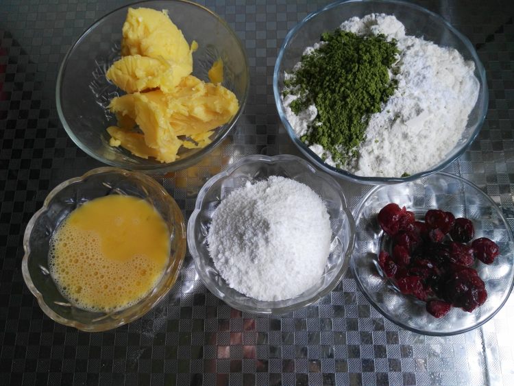 抹茶蔓越莓饼干步骤1