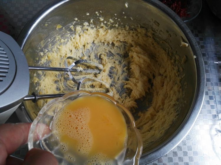 抹茶蔓越莓饼干步骤6