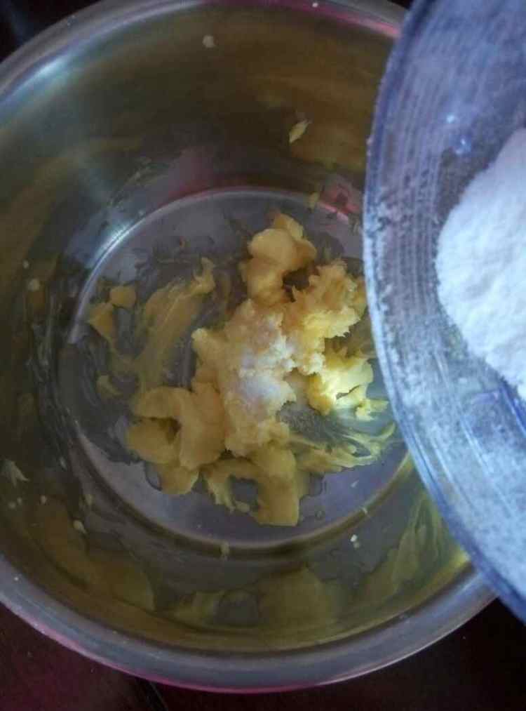 蛋白薄脆饼步骤1