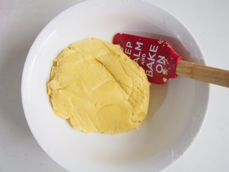 蛋黄奶酥步骤6