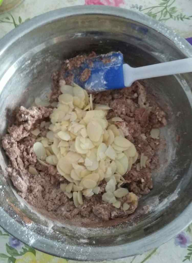 杏仁巧克力饼干步骤5