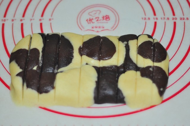 巧克力斑纹饼干步骤10