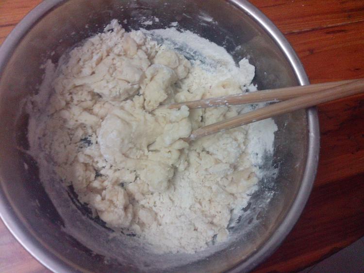 葱香苏打饼干步骤4