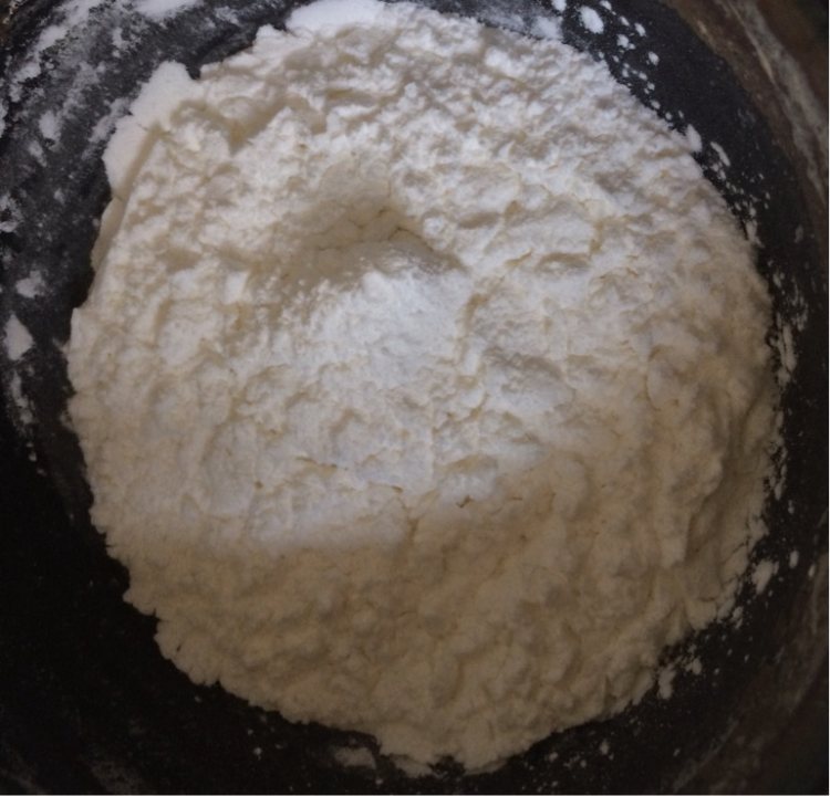 葱香酥脆饼干步骤1