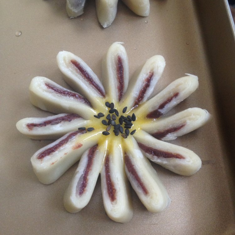 豆沙菊花酥步骤17