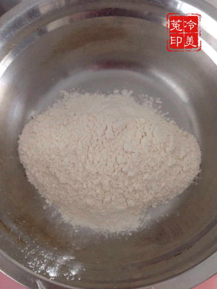 蔓越莓梅花饼步骤3
