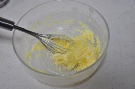 奶香蔓越莓饼干步骤2