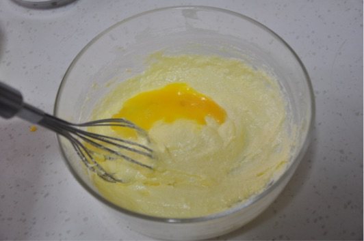 奶香蔓越莓饼干步骤3